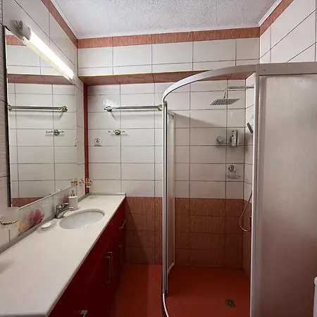 Kamy-sophia Apartment *